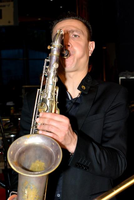 min 2015 12 05 tours swing 083